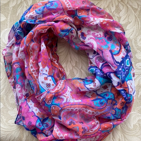 INFINITY SCARF BUNDLE! - Picture 10 of 10